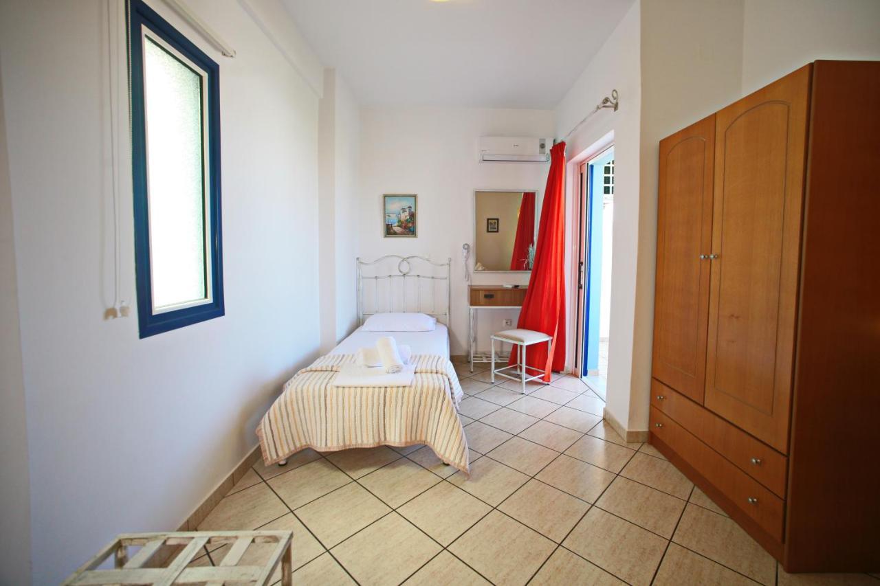 Panorama Elafonisos Hotel Bagian luar foto